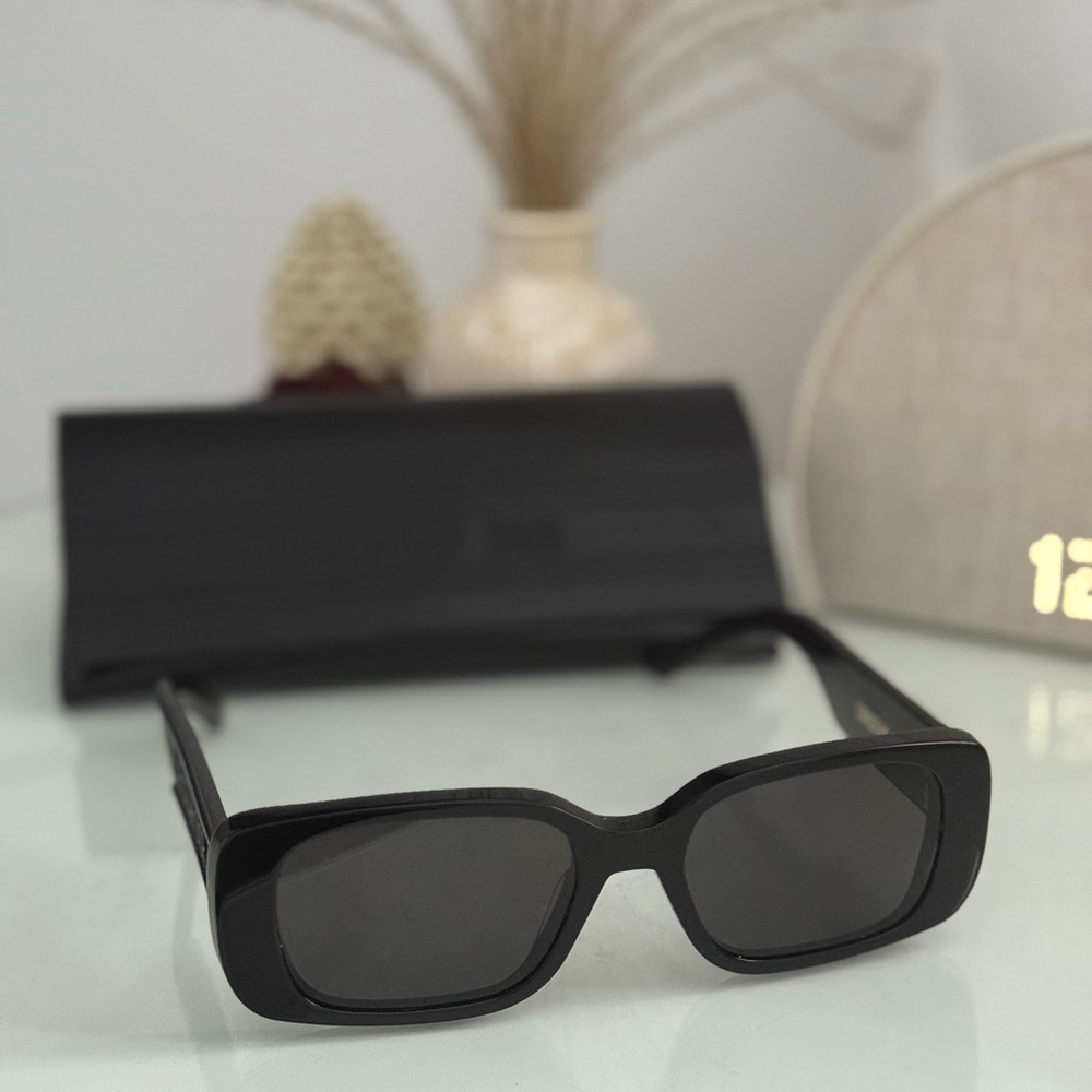 Dior Black Rectangular Sunglasses - Picture 2 of 5